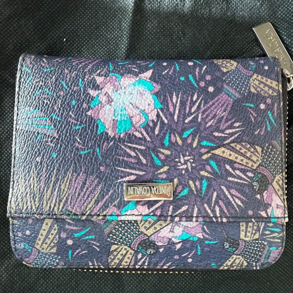 Pineda Covalin Zipper Wallet - Picture 2 of 6